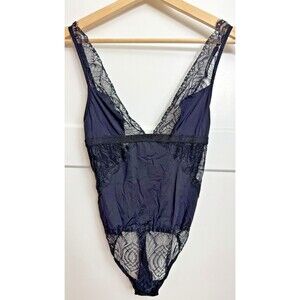 Cosabella Lusso Thong Lace Sheer Lingerie Women's Medium Black Made in Italy